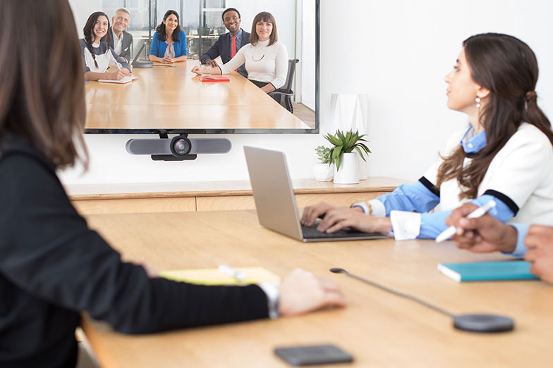 Hướng Dẫn Sử Dụng Camera Hội Nghị Logitech MeetUp Nhanh Gọn Lẹ Nhất 2024