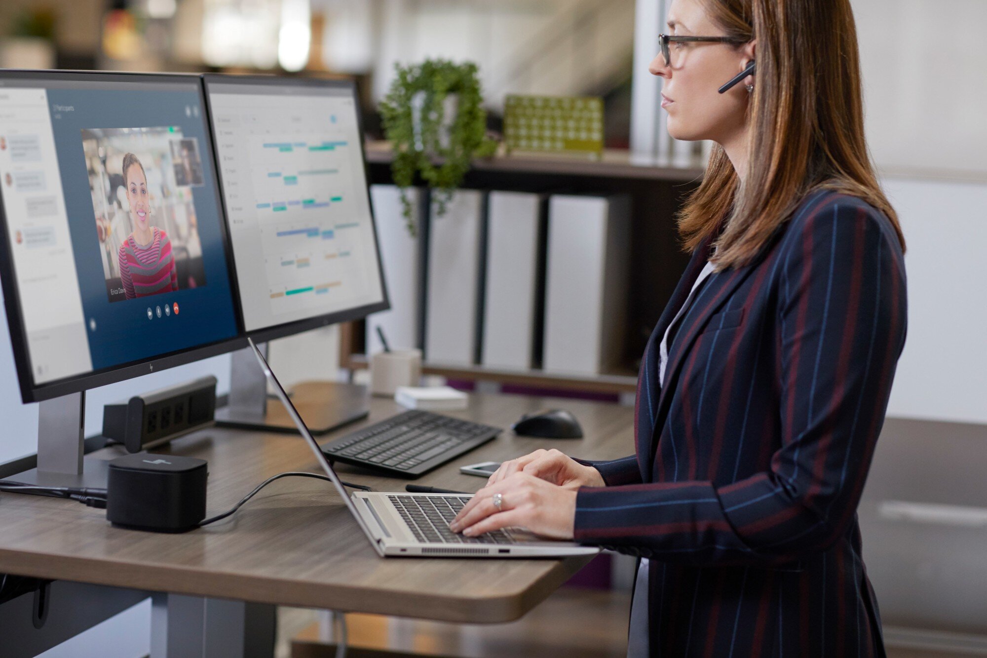 Top Màn Hình Máy Tính Full HD Lenovo: Hiệu Suất Tối Ưu Cho Mọi Nhu Cầu