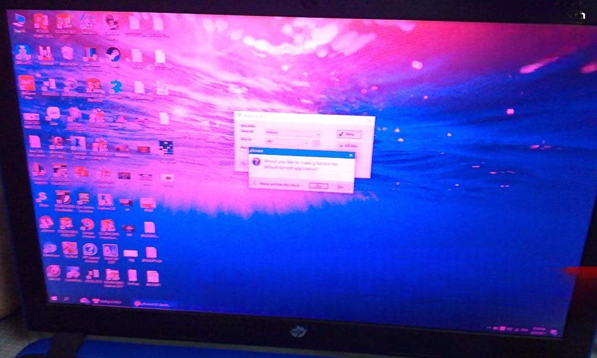 Lỗi Màn Hình Máy Tính Bị Loang Màu và Cách Khắc Phục Hiệu Quả